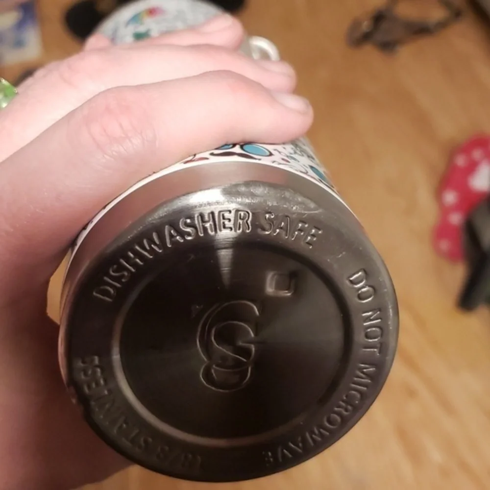 Metal tumbler cup‎